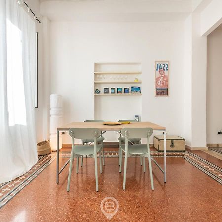 Mirabel Apartment - Wonderful Flat In City Center カリアリ エクステリア 写真