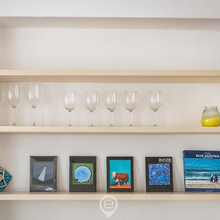 Mirabel Apartment - Wonderful Flat In City Center カリアリ エクステリア 写真
