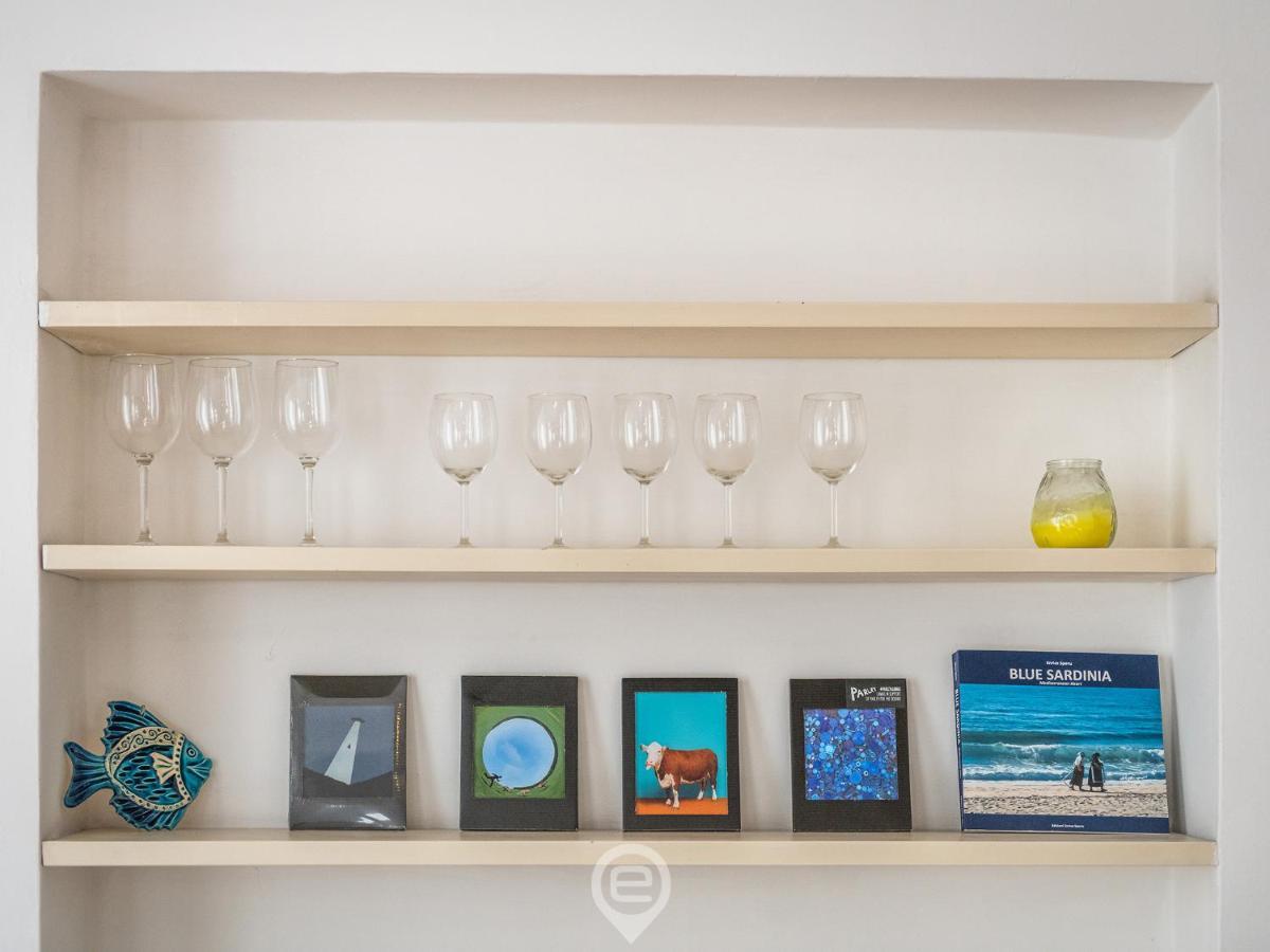 Mirabel Apartment - Wonderful Flat In City Center カリアリ エクステリア 写真
