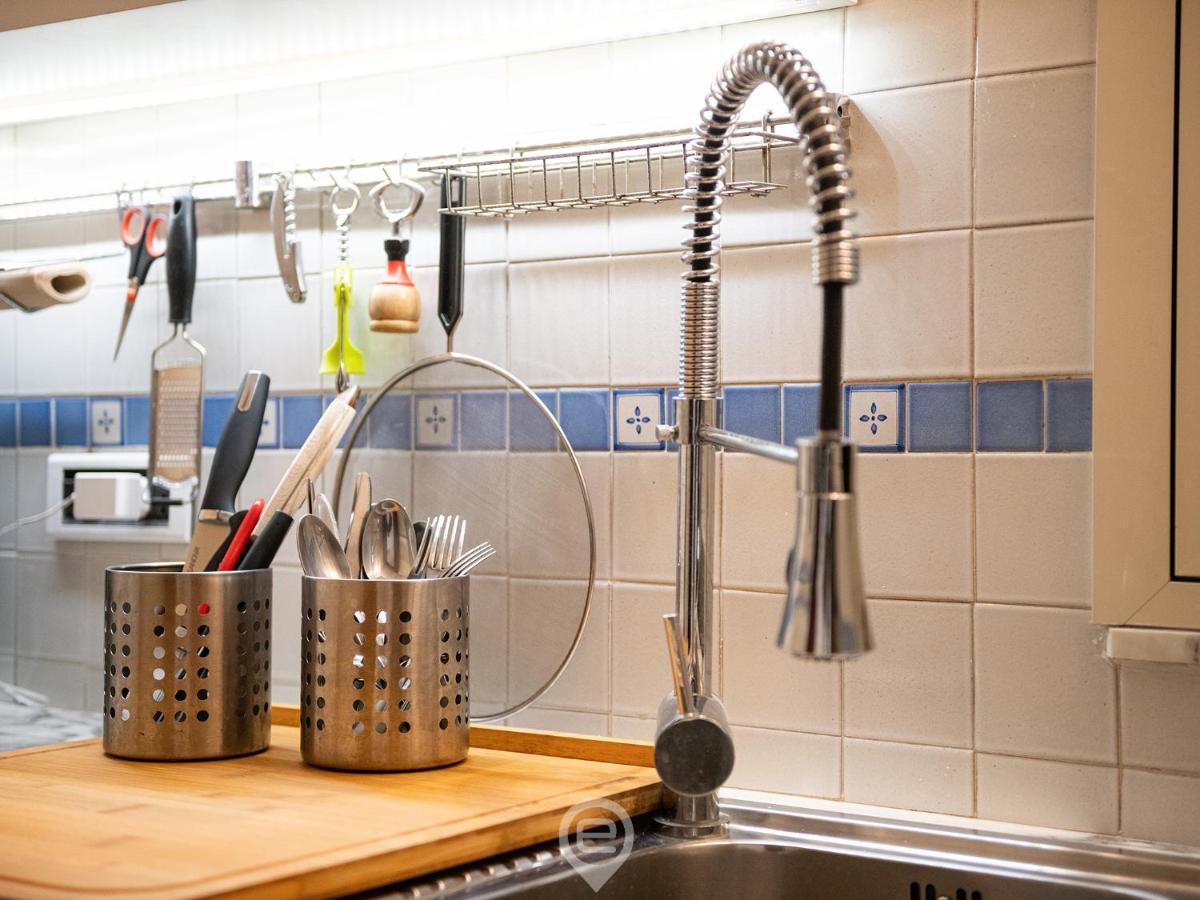 Mirabel Apartment - Wonderful Flat In City Center カリアリ エクステリア 写真